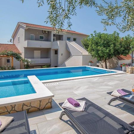 Nice Apartment In Blace With Wifi Bagian luar foto