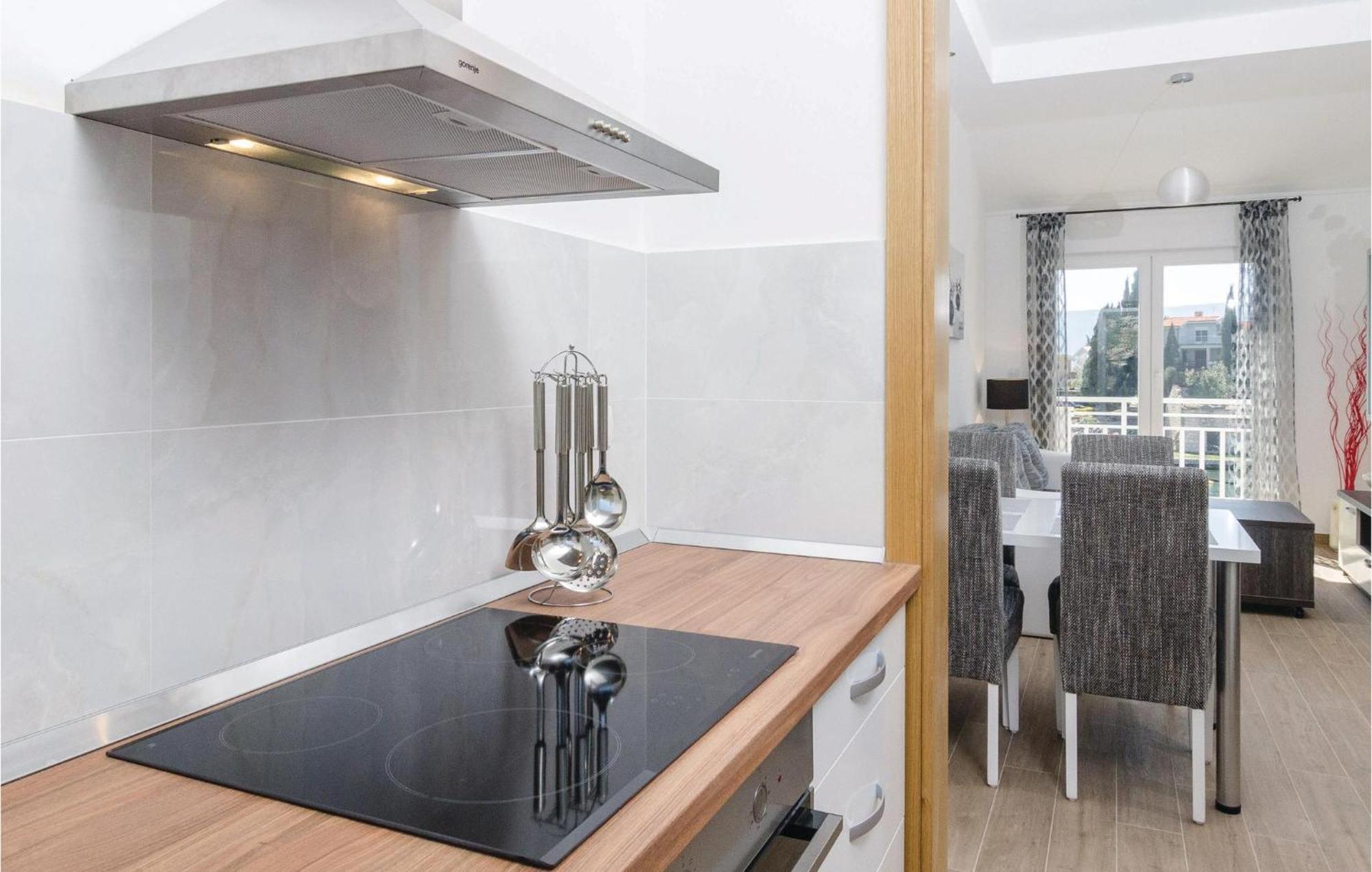 Nice Apartment In Blace With Wifi Bagian luar foto