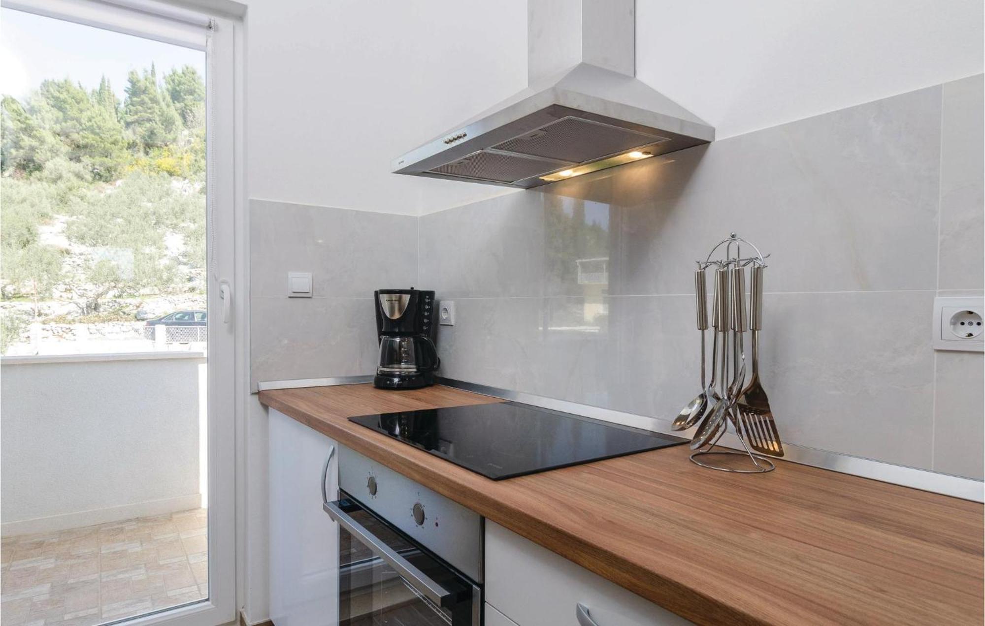 Nice Apartment In Blace With Wifi Bagian luar foto